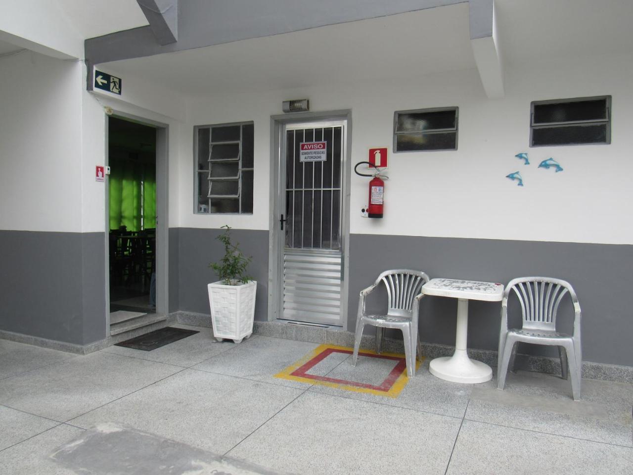 Hotel Pousada Girassol Matinhos Exterior photo