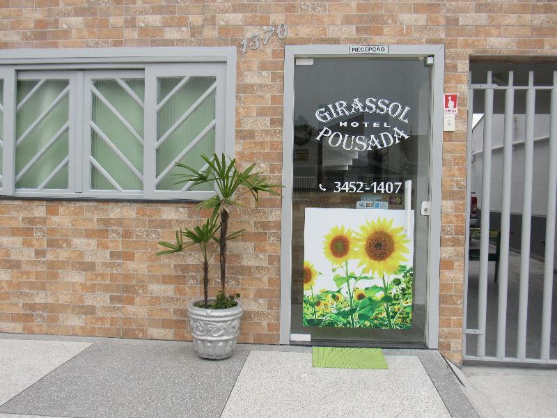 Hotel Pousada Girassol Matinhos Exterior photo